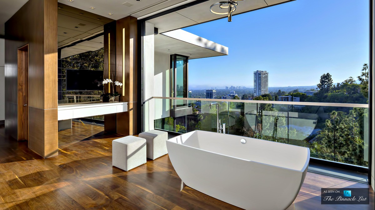 Dream-Bathroom-Tub-with-a-view-
